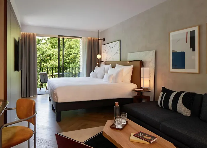 מלון L'esquisse & - Mgallery Collection 5*